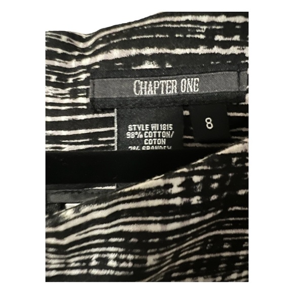 A Chapter One black and white dress in size 8 - Picture 4 of 6